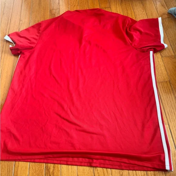 Adidas FC Bayern Munchen 2016-2017 Soccer Jersey - Picture 4 of 4